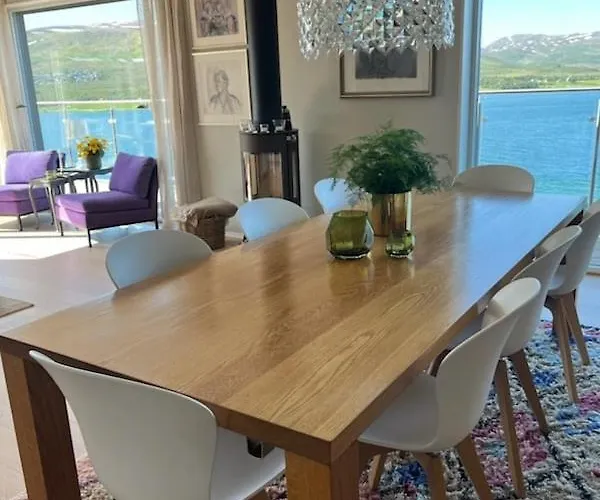 Penthouse Panorama *